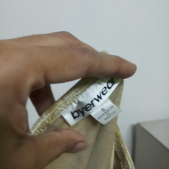 Velvet top...fix price - Picture 4 of 4